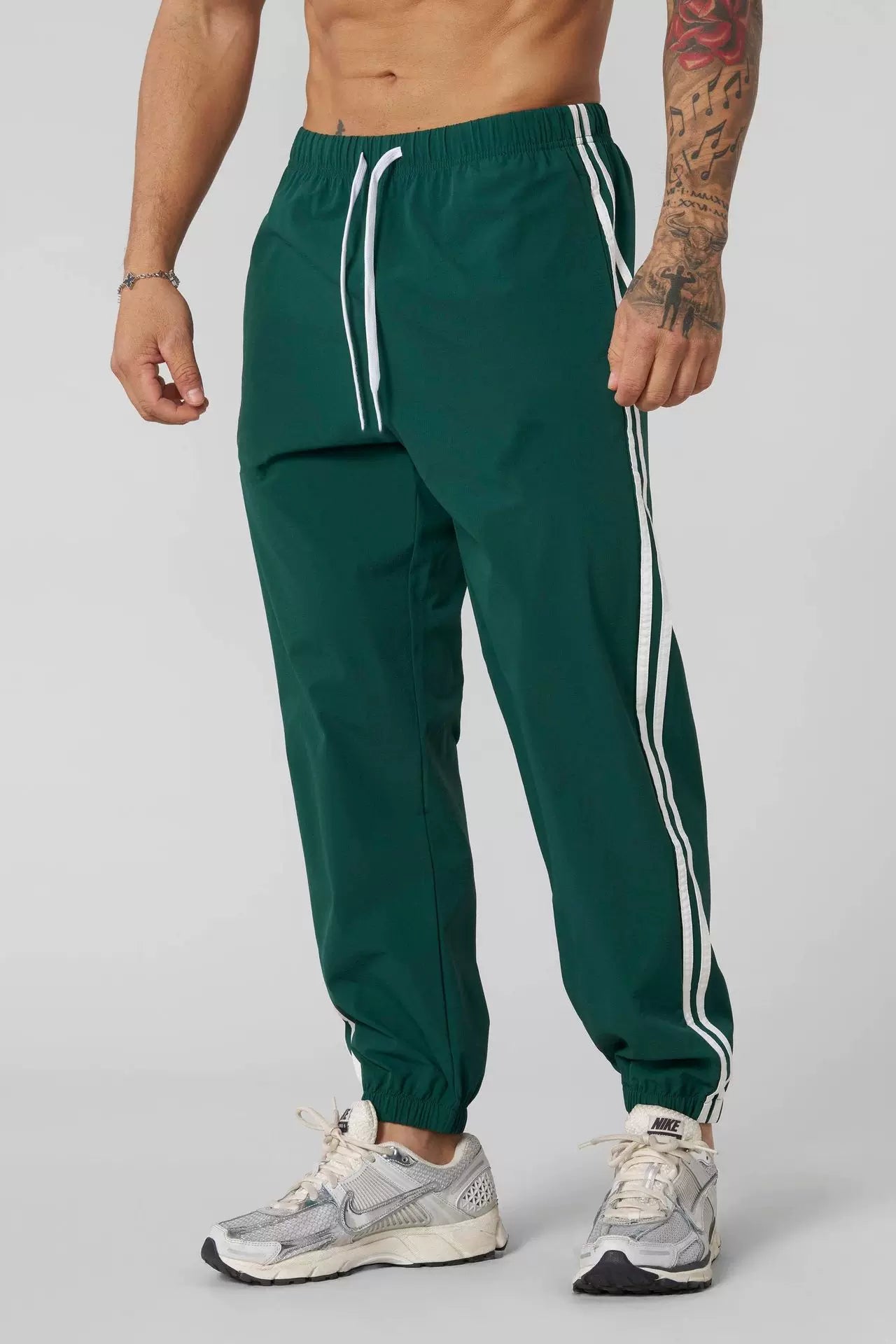 American trend YONGLA striped sports pants for fitness training, quick drying, breathable, elastic, casual pants for men, foreign trade