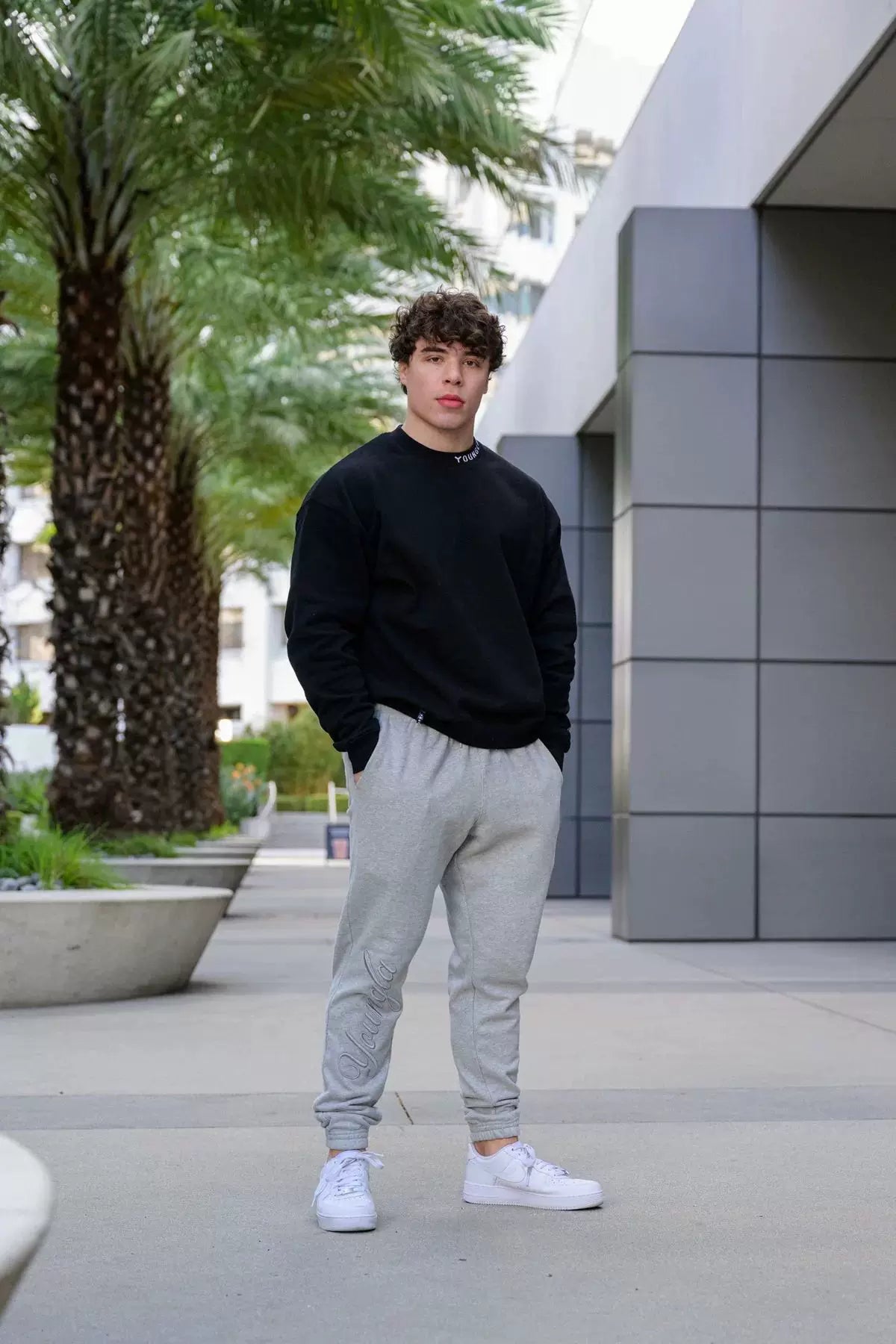 Cross border foreign trade, European and American trendy brand YOUNG LA sports and fitness pants, American casual embroidered looped leg binding pants