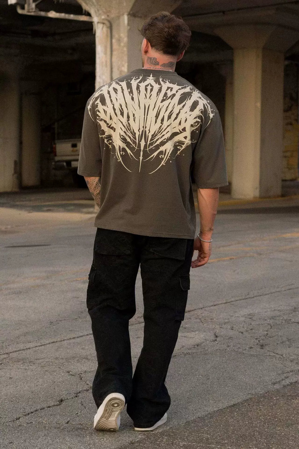 Cross border foreign trade, European and American trendy brand YOUNG LA sports T-shirt, American fitness, leisure, running, training, printed cotton short sleeved shirt