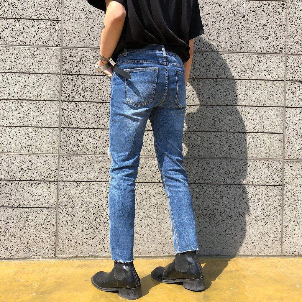 Stretched Ripped Jeans