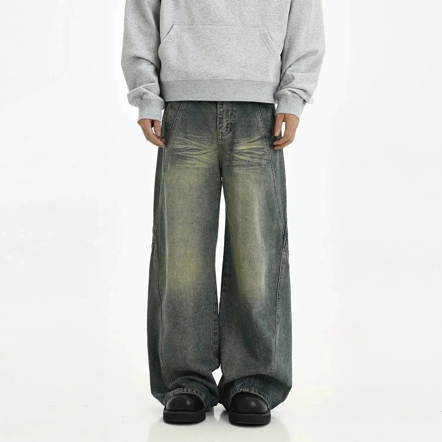 Pleated Loose Wide-leg Jeans