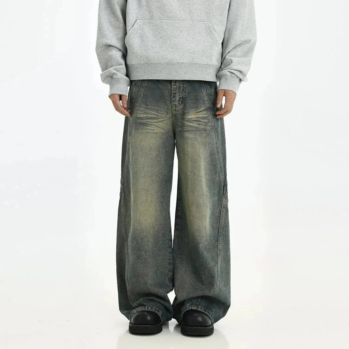 Pleated Loose Wide-leg Jeans