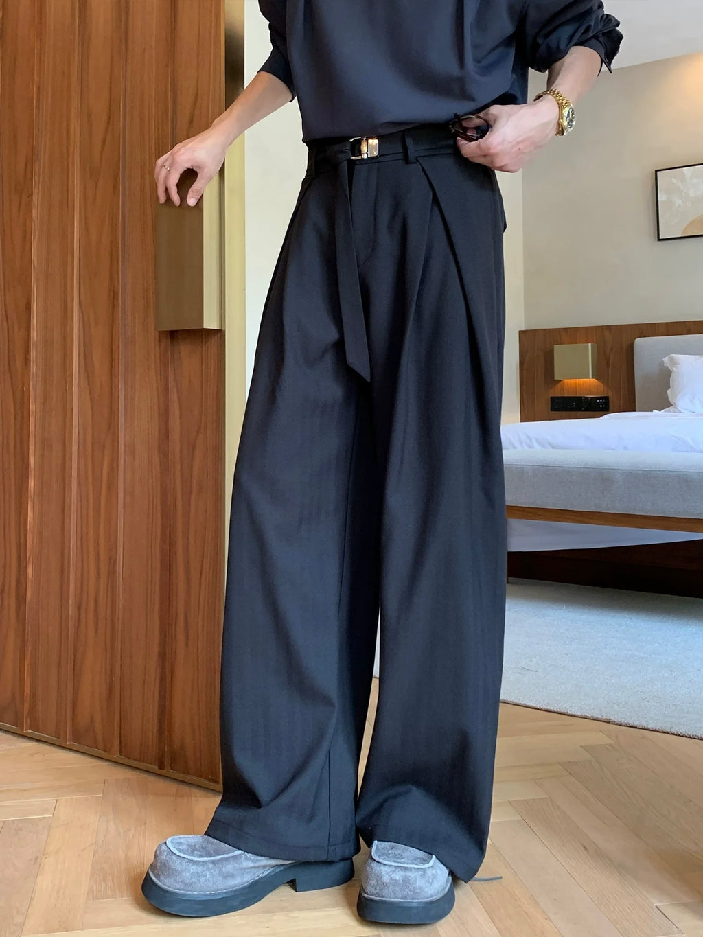 Straight Fit Wide-Leg Pants