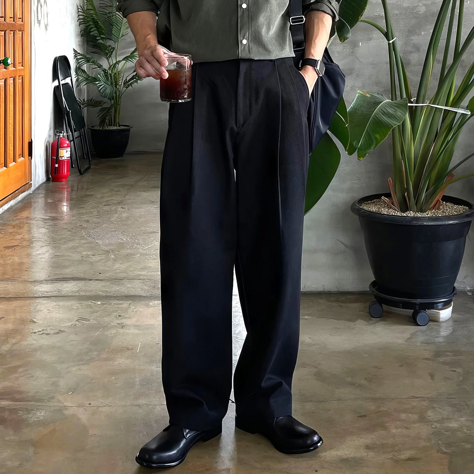 Wide-Leg Non-Iron Pleated Pants